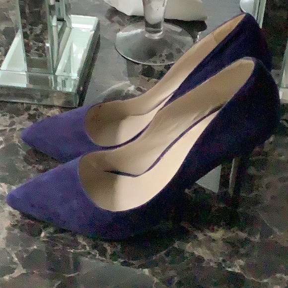 Shoes - Picture 2 of 4